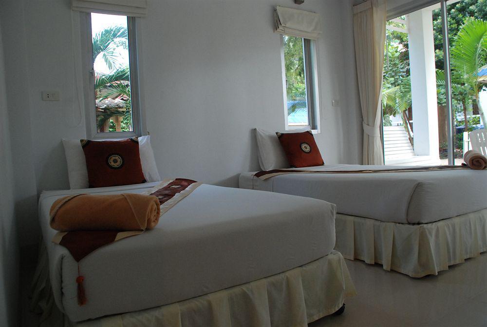 Amity Beach Resort Maret Luaran gambar