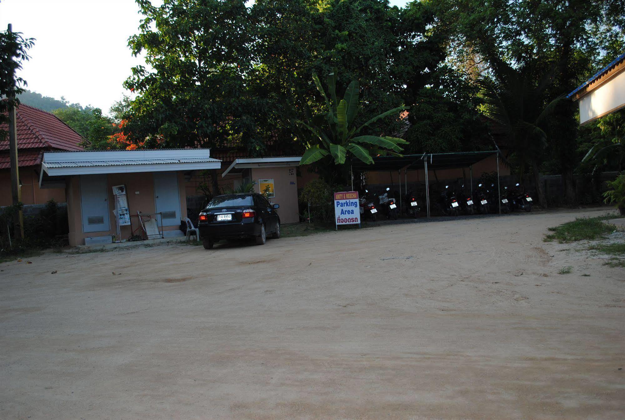 Amity Beach Resort Maret Luaran gambar