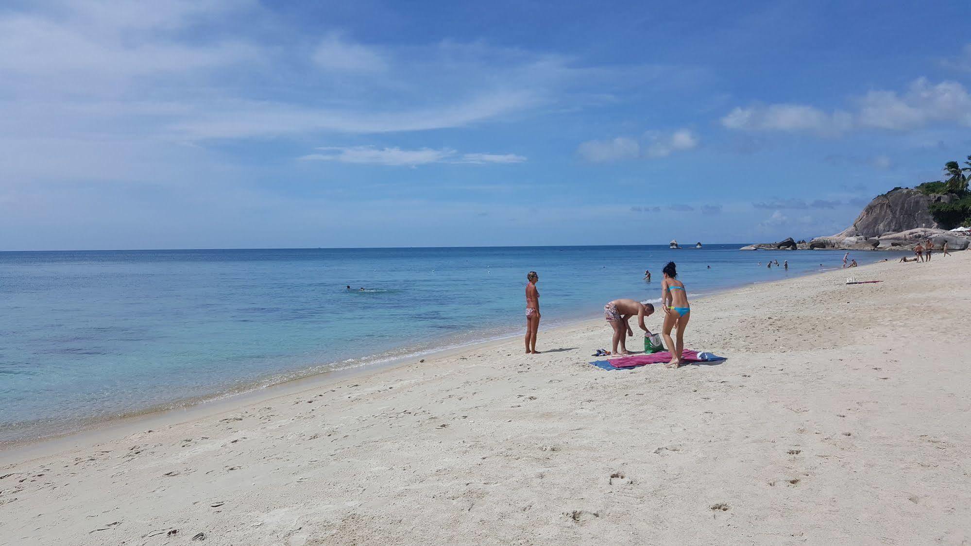 Amity Beach Resort Maret Luaran gambar